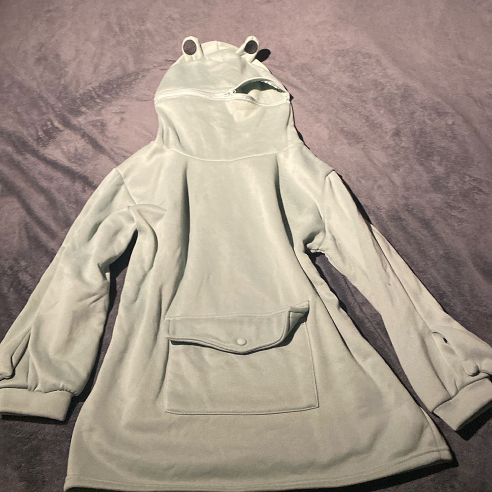 Frog hoodie zip up face